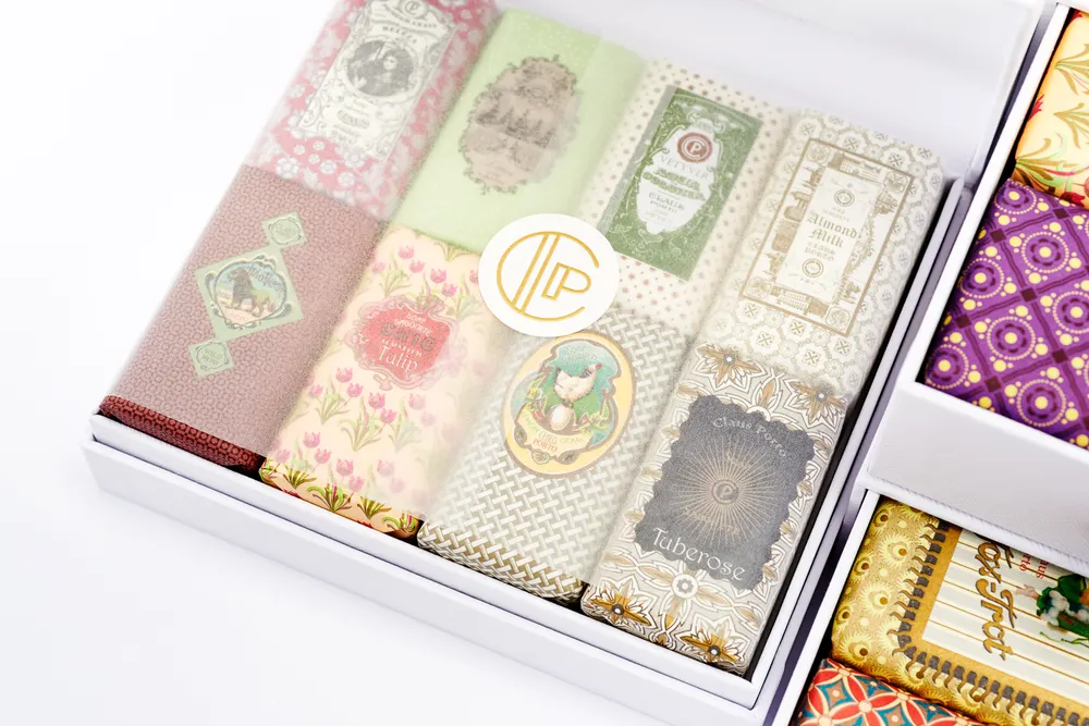 מארז סבונים Claus Porto GIFT BOX 8 MINI SOAPS