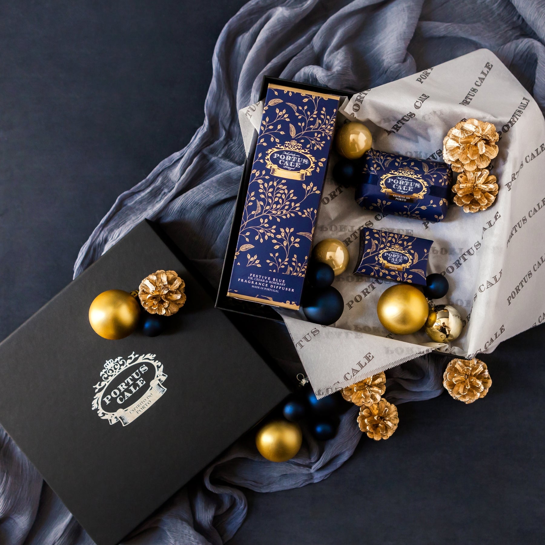 פורטוס קאלה Festive Blue 40g סבון וסבון 150 גר ומפיץ 100מיל במארז