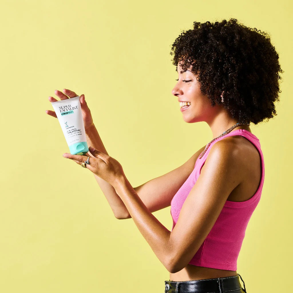 super-facialist-pore-clarity-daily-exfoliator-4_סבון פילינג מטהר