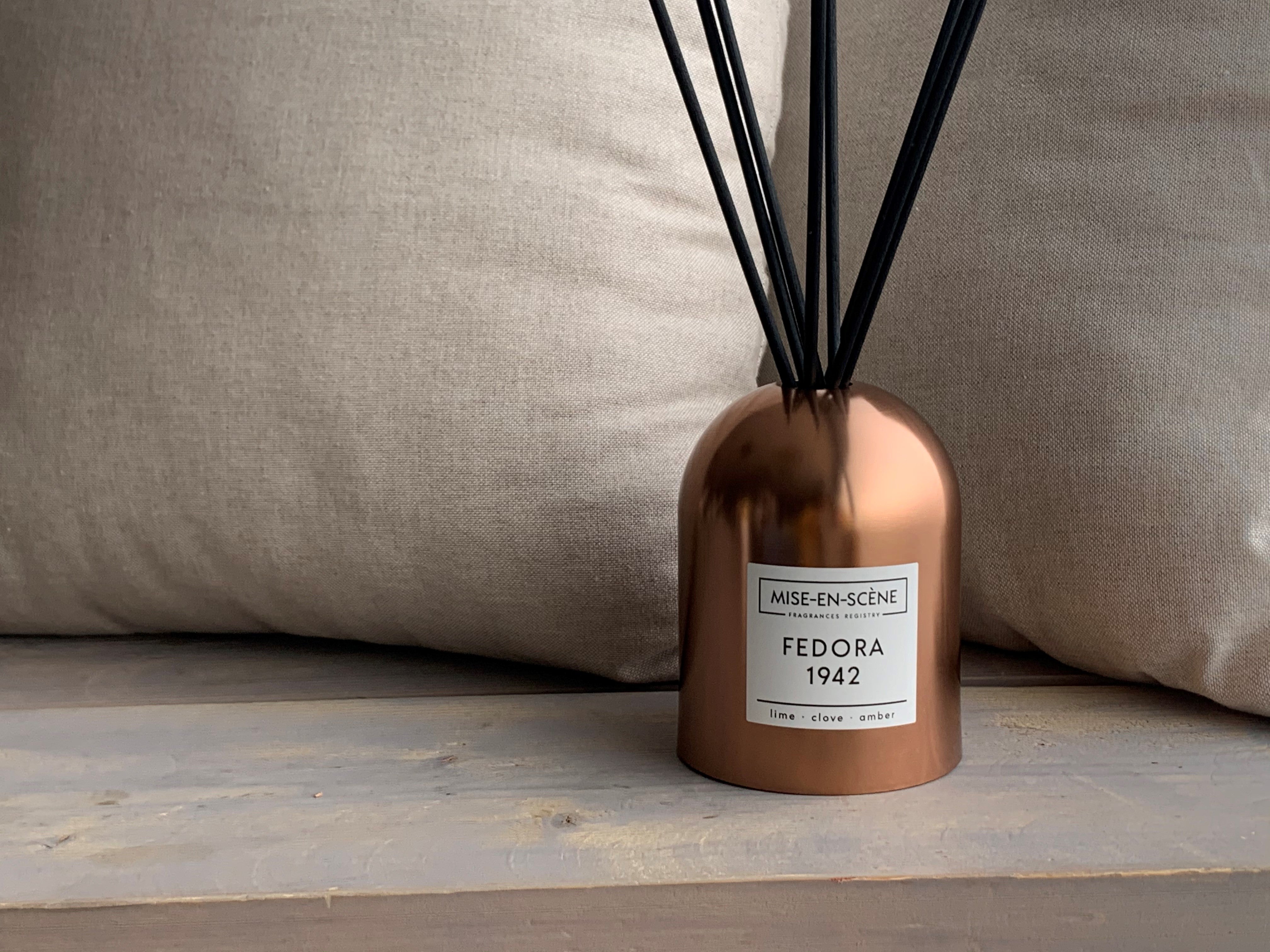 מפיץ ריח 200 מיל Mise-En-Scène Fedora 1942