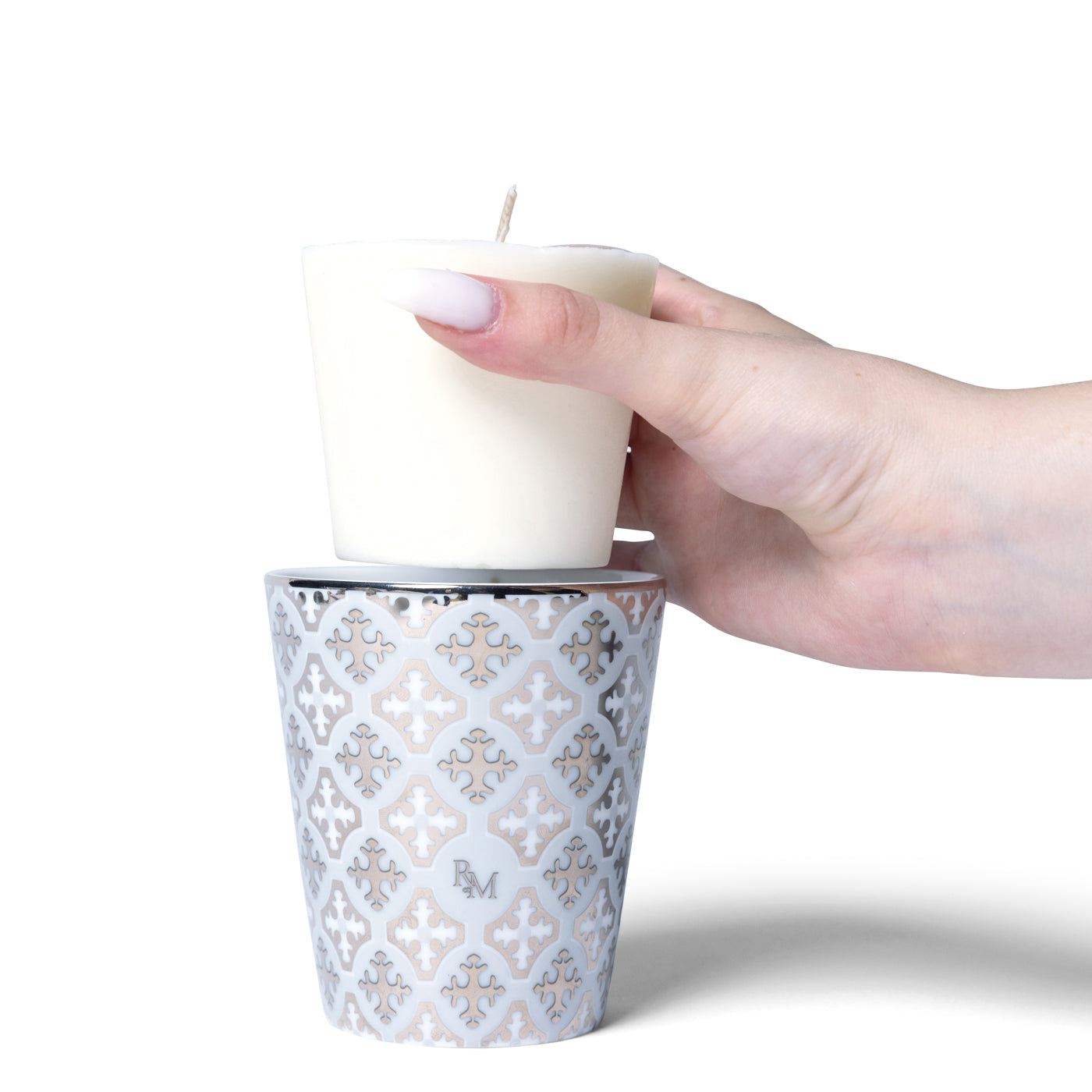 נר פורצלן יקר ערך Rose et Marius UN VIN ROSÉ SOUS LA TONNELLE