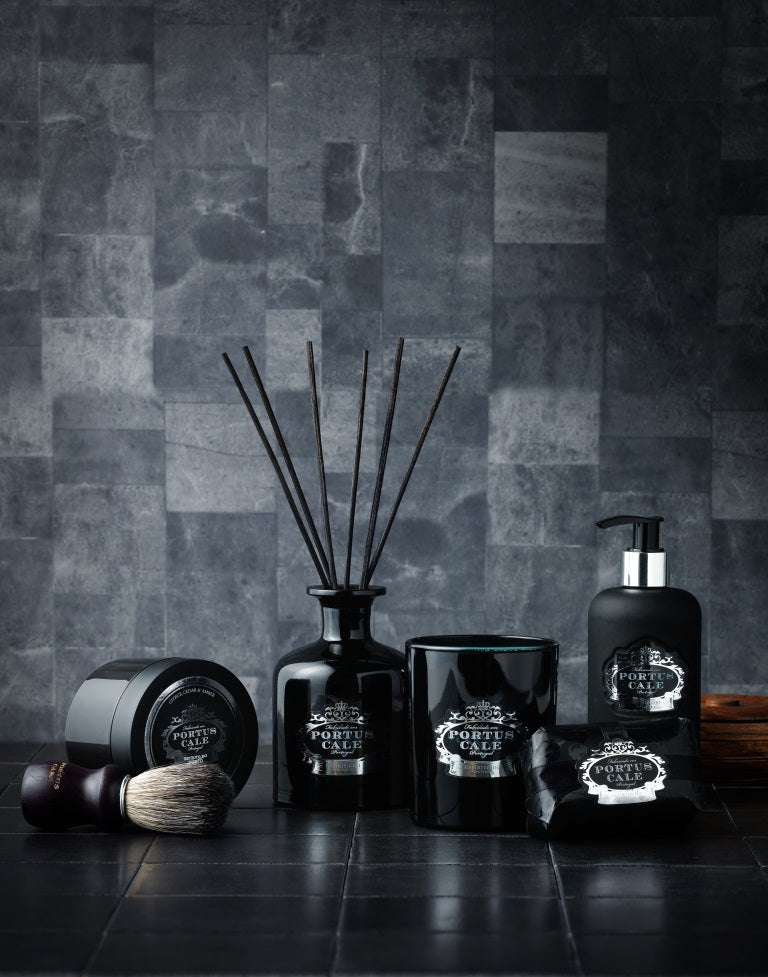 כד למפיץ ריח ענק2 ליטר Portus Cale Black Edition
