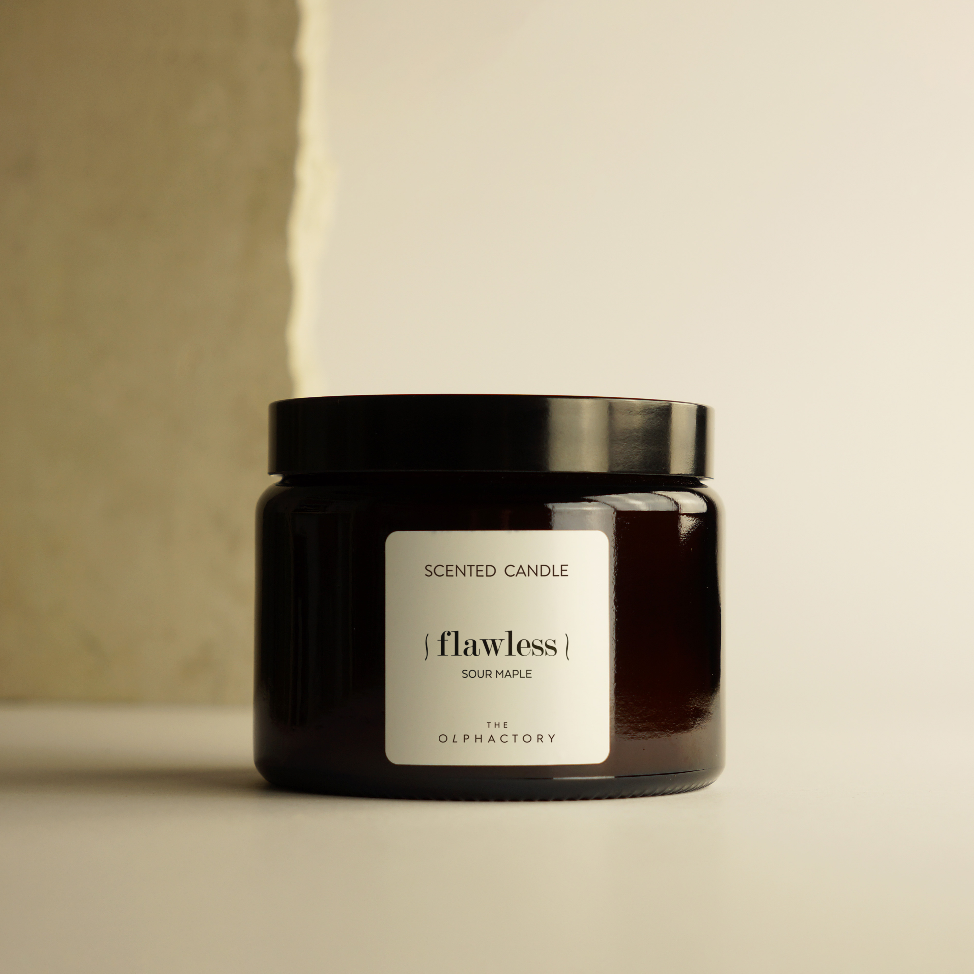 The Olphactory Flawless Candle 360gr